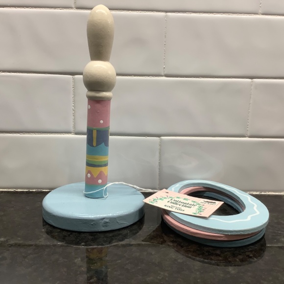 Rabbit Wood Ring Toss w/3 Rings - Picture 3 of 8